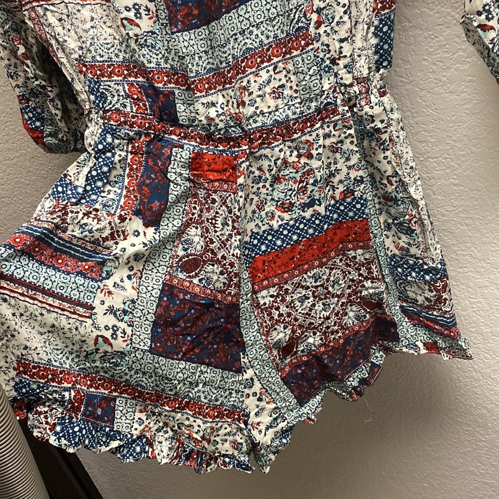 Romper - Picture 3 of 4